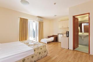 Serena Residence Aparthotel - 8