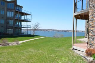 Bridges Bay Resort Brooklyn Building 103 - Arnolds Park - 0