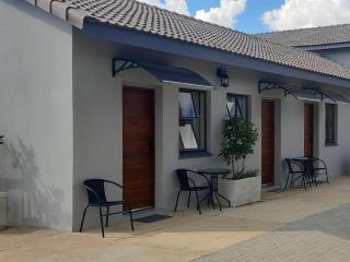 Bella's Rest Guesthouse - 7