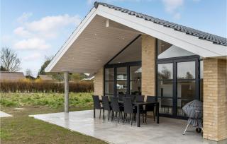 4 Bedroom Gorgeous Home In Bogø By - Bogø By - 4