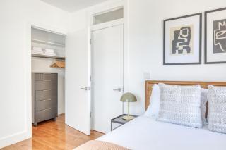 UWS 1br w elevator doorman gym nr Central Park NYC-1006 - New York - 1