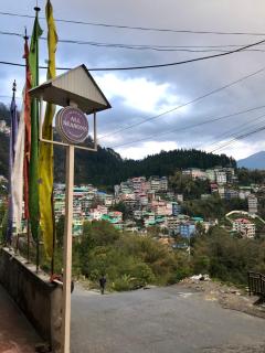 ALL SEASONS HOTEL - Gangtok - 8