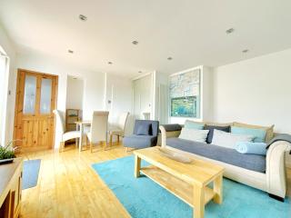 White Eden - explore Cornwall from a comfy central appartment - St Austell - 9