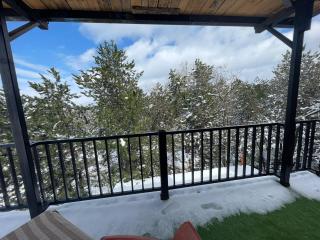 Greenside Apartment 5 - 9