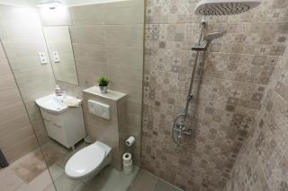 Emily's Lovely Place - Budapest - 1