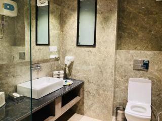 Hotel Aman Palace - 1