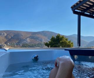 Happinest Private Suite with Jacuzzi - Calímnos - 1
