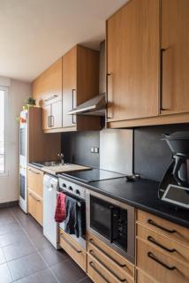 Very luminous 73m with clear view - 2