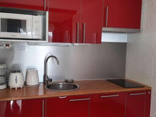 Appartement Montgenèvre: 6 pers, 2 ch + coin montagne, balcon, parking, prox commerces - FR-1-330D-56 - Monginevro - 1