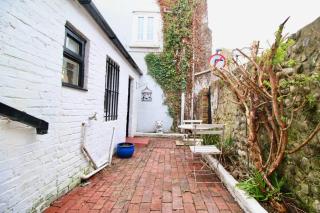 The Little Cottage By Air Premier - Seaford - 8