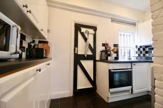 The Little Cottage By Air Premier - Seaford - 5