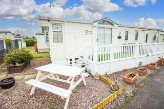 8 Berth Caravan With Wifi And Decking In Lincs Ref 78003P - 8