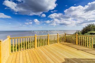 6 Berth Luxury Caravan With Full Sea Views At Azure Seas In Suffolk Ref 32069Az - Lowestoft - 9
