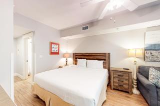 Baytowne Wharf - Pilot House #323 - Destin - 3