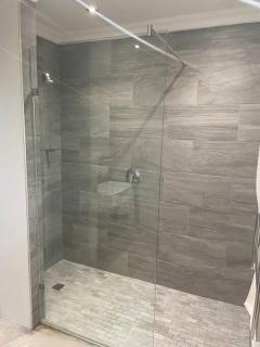 Contemporary & Spacious Courtyard Unit - Gillitts - 9