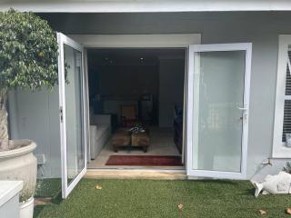 Contemporary & Spacious Courtyard Unit - Gillitts - 3