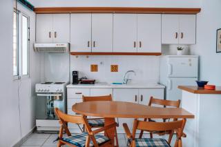 Dimitra's Sunset View Apartment - 5