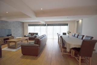 Luxury 6 bedroom house with parking - Northwood - 8