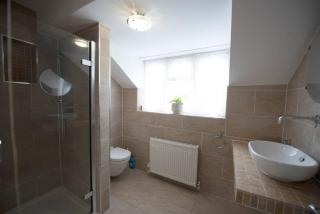Luxury 6 bedroom house with parking - Northwood - Northwood - 6