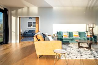 Family friendly lakeside property on nature reserve Swan Landing WI10 - 6