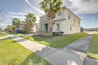 #371-Stunning 6 bed with modern decor, south facing pool and spa overlooking water - 9