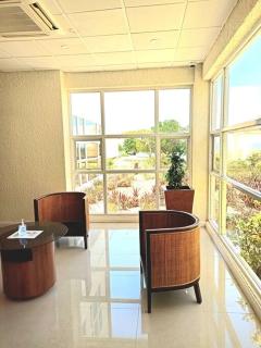 Bay Front Apt 208 - 1