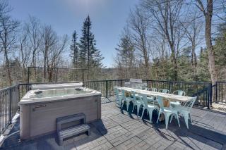 Wilmington Chalet with Hot Tub Less Than 8 Mi to Mount Snow! - Wilmington - 9