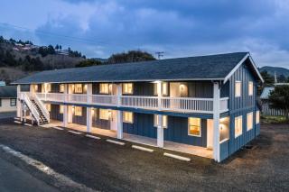Inn at Rockaway Beach Unit 10 - 4
