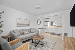 Inn at Rockaway Beach Unit 4 - 9