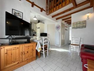 Charmante maison 3 pièces, 2 pas plage et forêt, 4 couchages, WIFI, stationnement, ménage inclus - St Georges d'Oléron - FR-1-246A-152 - Saint-Georges-d'Oléron - 8