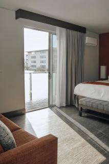 SIRTAJ – Beverly Hills - 7
