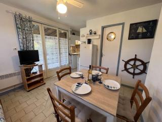 Pavillon 3 Pièces avec Jardinet, Terrasse, et Piscine - 4 Personnes, Vendres - FR-1-701-26 - Vendres - 1