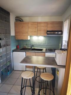 Apt t2/4 pers/ rez de jardin\pinède\piscine - 8