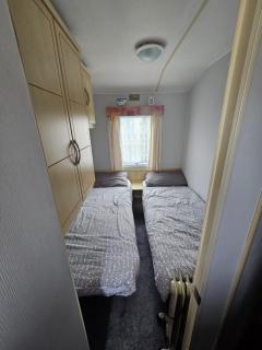 Esmeralda's Caravan Hire Mablethorpe - Mablethorpe - 1