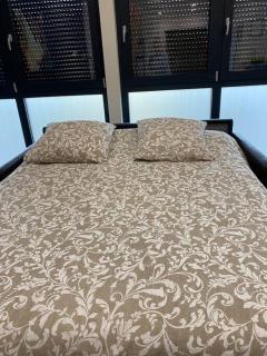 Duplex-By Aurelle 1-WIFI-10 mn Strasbourg Centre-Proche Parlement Européen - Schiltigheim - 1
