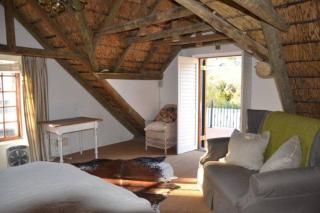 Petite France:luxury thatched 4BRcottage with pool - Franschhoek - 7