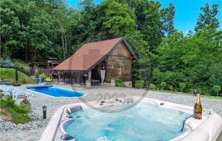 Stunning Home In Veliko Trgovisce - 9