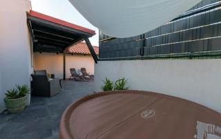 LaraBella Salt fields view studio - 2