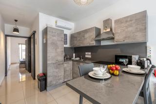 Entire Apartment for your Holiday - Tal-Ħriereb - 4