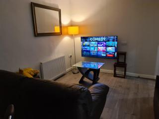 Whole House - 4 Bedrooms - Parking - Sleeps 8 - Birmingham - 5
