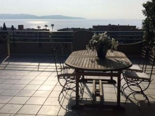 Superbe villa avec immense terrasse et vue sur mer, à 200m des plages - 2 chambres climatisées - FR-1-100-172 - Cavalaire-sur-Mer - 4