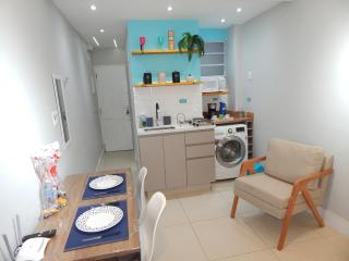 Flat Atlântica na Orla de Copacabana POSTO 6 - 8