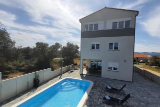 Family-friendly apartments with swimming pool Sveti Filip i Jakov, Biograd - 20967 - 9