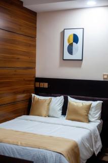 Pious Court Guest House Old GRA - 3