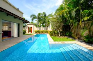 Luxe 2br Pool Villa walk to Bangtao Beach - Ban Thalat Choeng Thale - 0