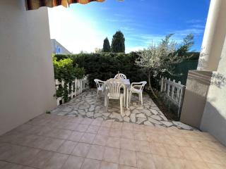Studio Économique avec Piscine, Terrasse et Parking à Valras-Plage, à 500m de la Plage - FR-1-701-56 - Valras-Plage - 8