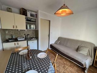 Studio Économique avec Piscine, Terrasse et Parking à Valras-Plage, à 500m de la Plage - FR-1-701-56 - Valras-Plage - 4
