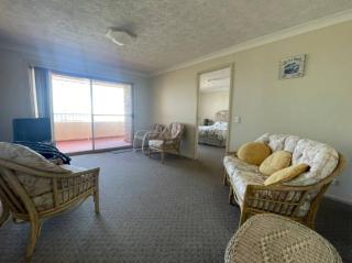 Jefferson Palms - Burleigh Letting - Gold Coast - 8