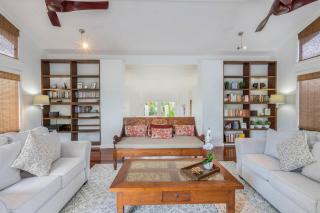 Luana Hale - Princeville - 1