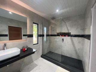 Le Port Guest House - Baie Sainte Anne - 3